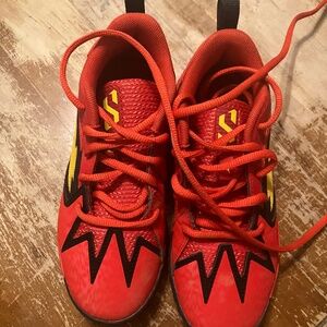 Puma Kid's Basketball Shoes